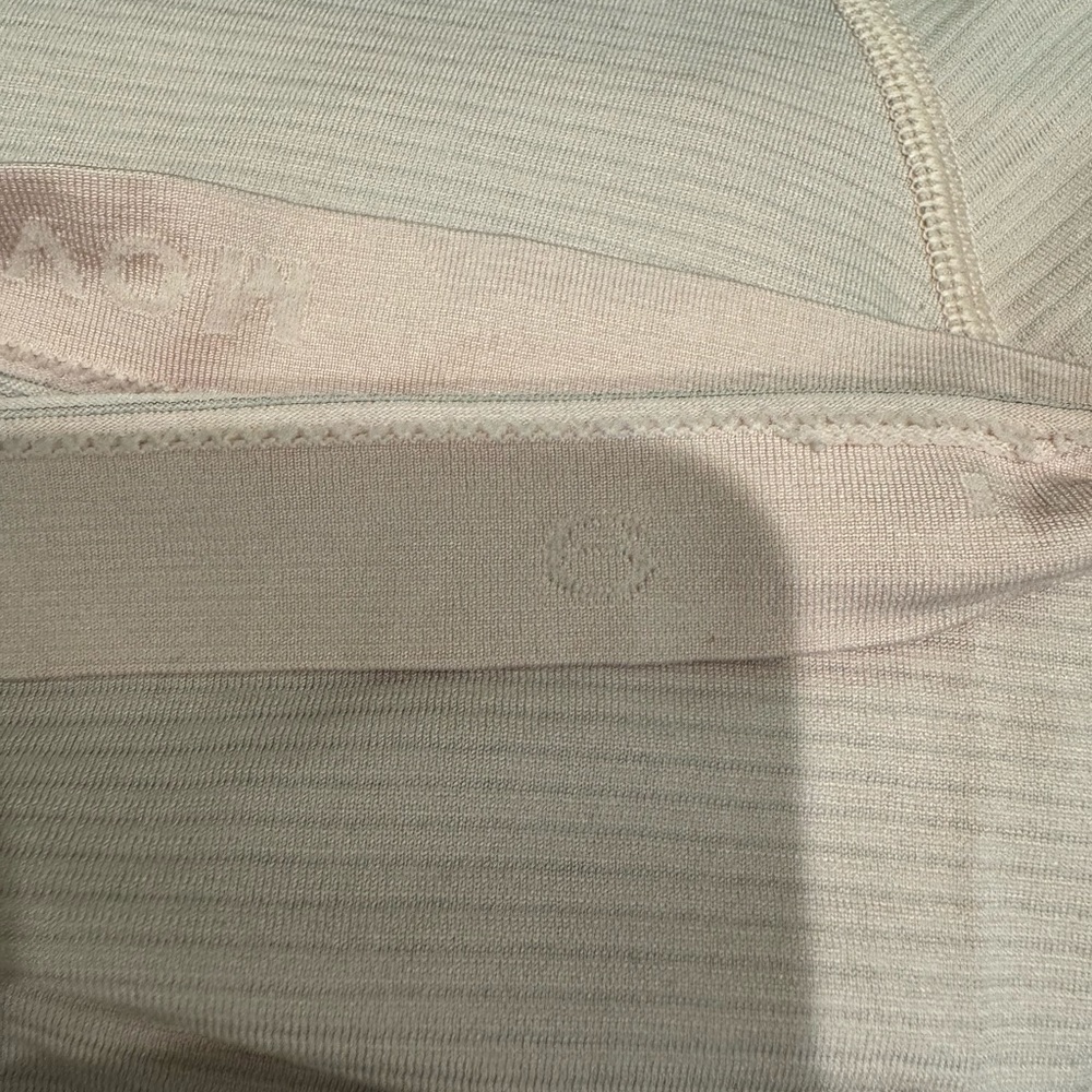 Lululemon Swiftly Short Sleeve Size 6 - image 4